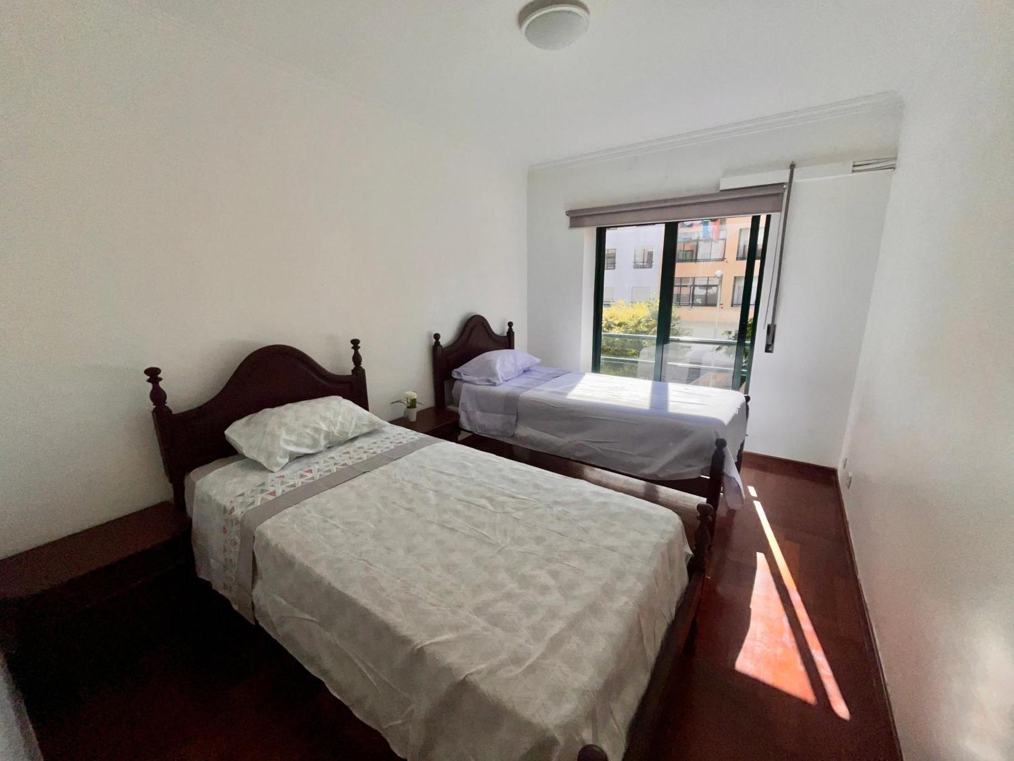 Apartament Quarto Boa Localizacao Com Cozinha E Casa De Banho Caparica Zewnętrze zdjęcie