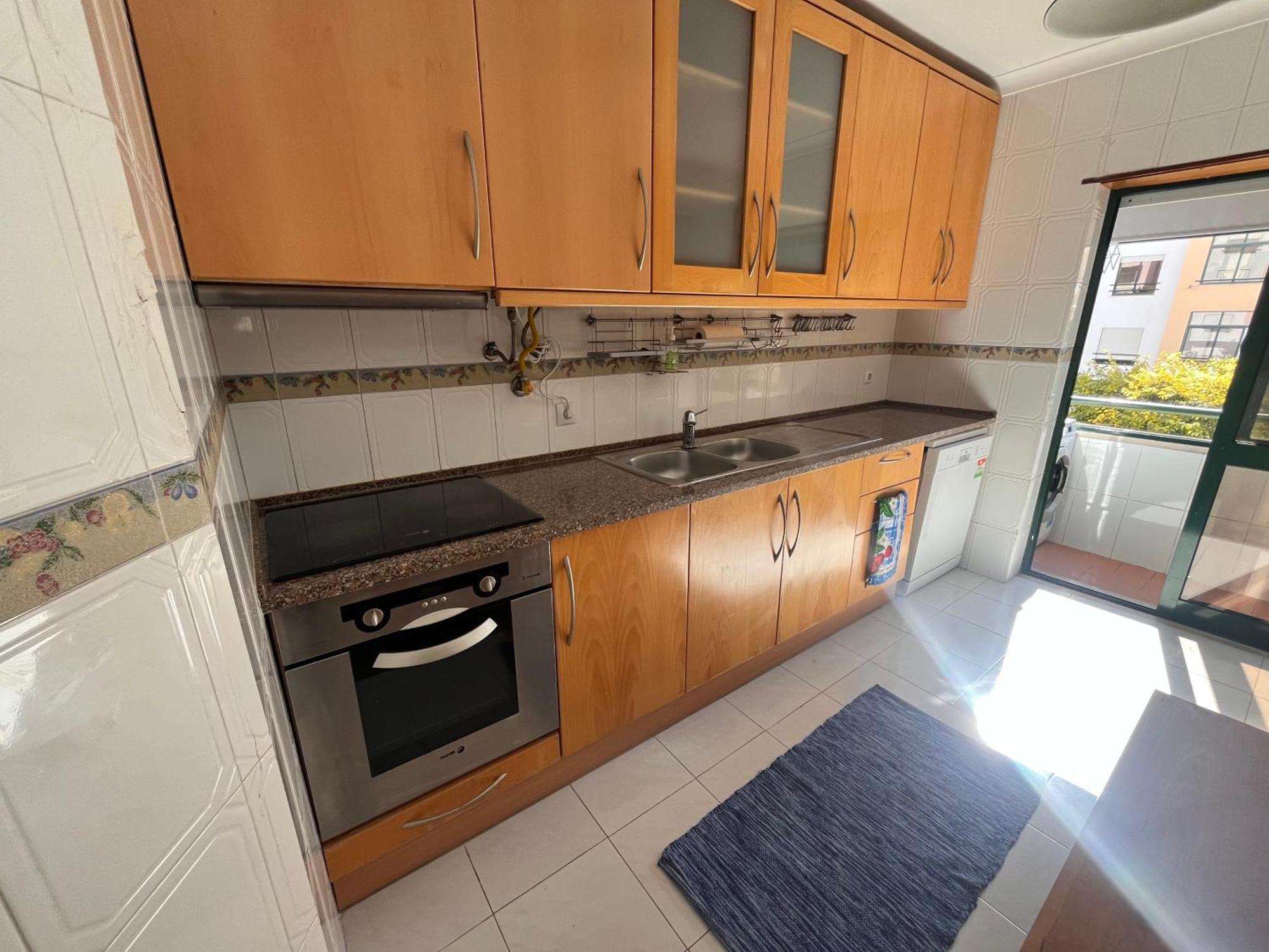 Apartament Quarto Boa Localizacao Com Cozinha E Casa De Banho Caparica Zewnętrze zdjęcie