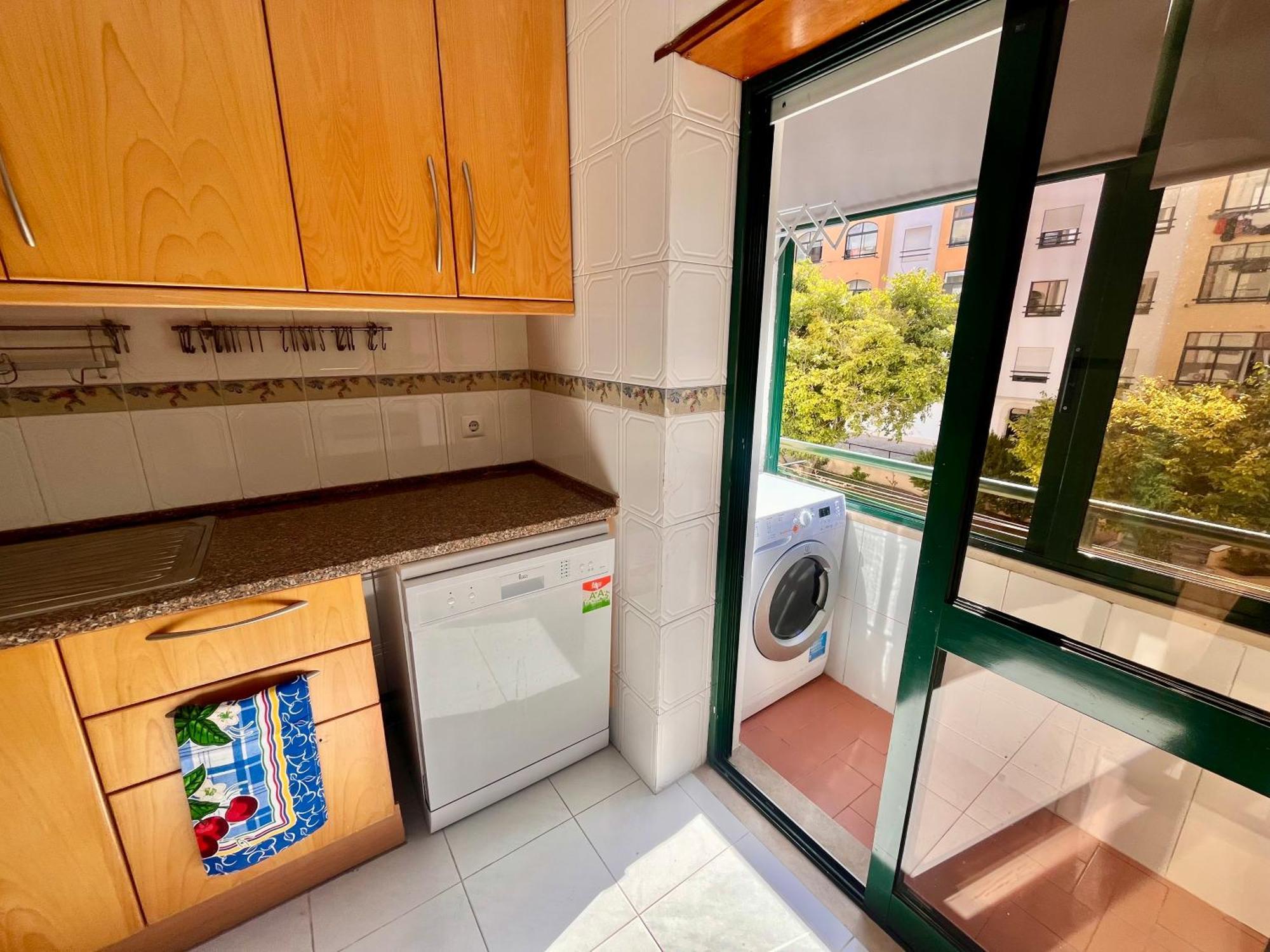 Apartament Quarto Boa Localizacao Com Cozinha E Casa De Banho Caparica Zewnętrze zdjęcie